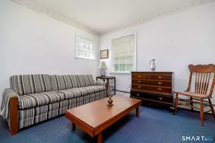 101 E Cross Rd, Stamford, CT 06907 - Photo 25