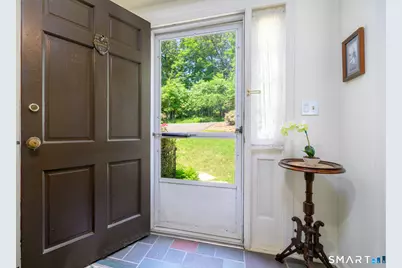 101 East Cross Road, Stamford, CT 06907 - Photo 9
