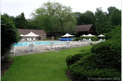27 Heritage Village #B, Southbury, CT 06488 - Photo 3