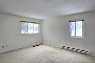 27 Heritage Vlg, Southbury, CT 06488 - Photo 9