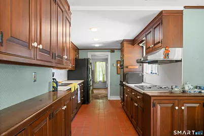 128 Terrys Plain Road, Simsbury, CT 06070 - Photo 13