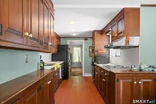 128 Terry's Plain Rd, Simsbury, CT 06070 - Photo 13