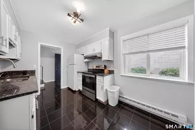 26 Highview Avenue #B, Stamford, CT 06907 - Photo 7