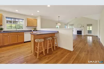 128 Louis Hill Road #128, Newtown, CT 06482 - Photo 17