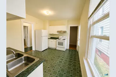 122 Atwater Street, New Haven, CT 06513 - Photo 5