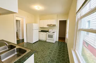 122 Atwater St, New Haven, CT 06513 - Photo 5