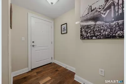 461 Bank Street #402, New London, CT 06320 - Photo 3