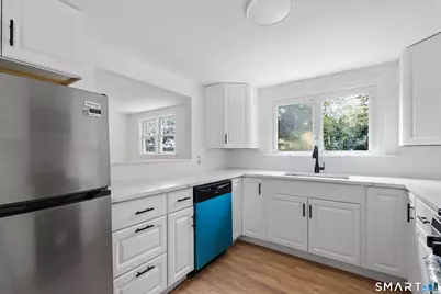 20 Fulton Drive, New Fairfield, CT 06812 - Photo 7