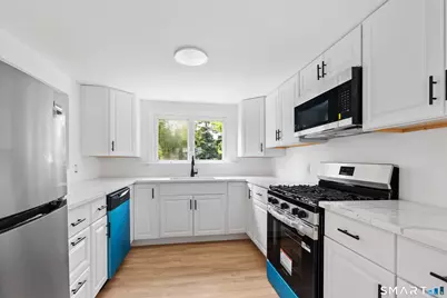 20 Fulton Drive, New Fairfield, CT 06812 - Photo 5