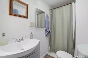 382 Whitney Ave, New Haven, CT 06511 - Photo 7