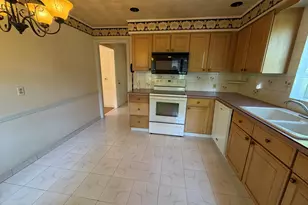 907 N High St, East Haven, CT 06512 - Photo 7