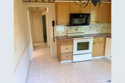 907 North High Street, East Haven, CT 06512 - Photo 5