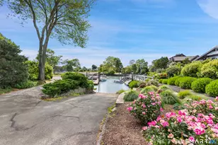 182 Dolphin Cove Quay, Stamford, CT 06902 - Photo 31