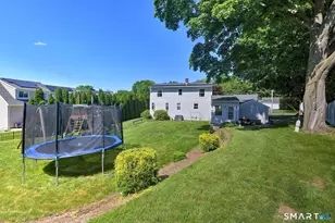 71 Canterbury Ln, Milford, CT 06460 - Photo 5