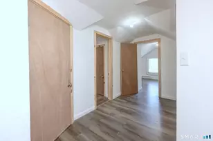 31 Winthrop St, Meriden, CT 06451 - Photo 31