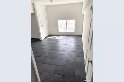 616 Noble Avenue, Bridgeport, CT 06608 - Photo 17