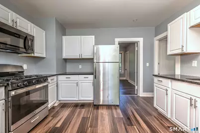 31 Winthrop Street, Meriden, CT 06451 - Photo 9