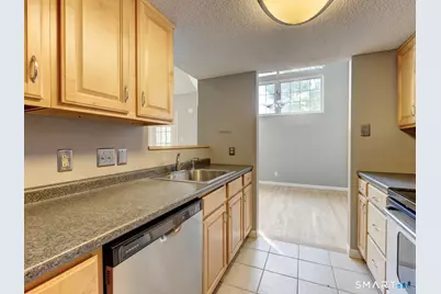 183 Carriage Crossing Lane #183, Middletown, CT 06457 - Photo 15