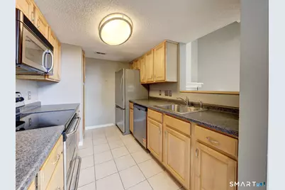 183 Carriage Crossing Lane #183, Middletown, CT 06457 - Photo 11