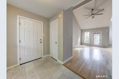 183 Carriage Crossing Lane #183, Middletown, CT 06457 - Photo 3