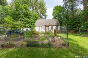 33 Hemlock Dr, Woodstock Valley, CT 06282 - Photo 5