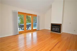 35 Homestead Rd, Greenwich, CT 06831 - Photo 9