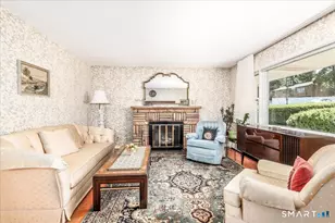 9 Manning St, New Fairfield, CT 06812 - Photo 5