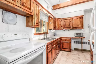 9 Manning Street, New Fairfield, CT 06812 - Photo 11