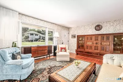 9 Manning Street, New Fairfield, CT 06812 - Photo 7