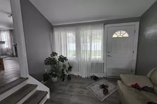 4 Ascolese Rd, Trumbull, CT 06611 - Photo 3