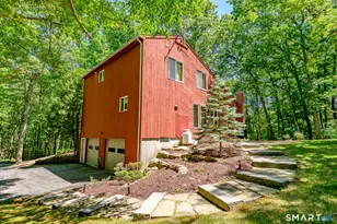 81 White Plains Rd, Norwich, CT 06360 - Photo 3