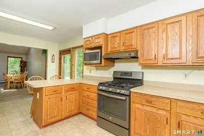 81 White Plains Road, Norwich, CT 06360 - Photo 15