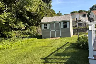 5 Herster Dr, East Lyme, CT 06357 - Photo 5