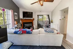 15 Crown Knoll Ct, Groton, CT 06340 - Photo 5
