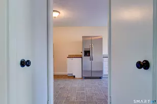 4 Birch Ln, East Haven, CT 06513 - Photo 7