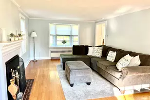 729 Lovely St, Avon, CT 06001 - Photo 3