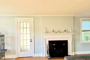 729 Lovely St, Avon, CT 06001 - Photo 5