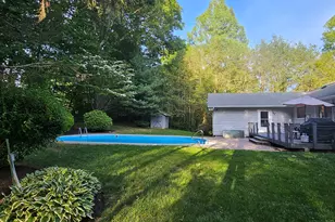 85 Canterbury Ln, Trumbull, CT 06611 - Photo 33