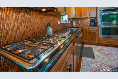 16 John Henry Lane, Milford, CT 06461 - Photo 11