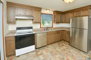 96 Crestwood Trail, East Hartford, CT 06118 - Photo 5