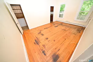 29 Locke St, Ansonia, CT 06401 - Photo 35