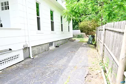 29 Locke Street, Ansonia, CT 06401 - Photo 5