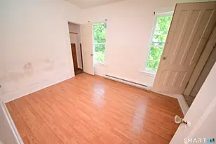 29 Locke St, Ansonia, CT 06401 - Photo 37