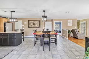 11 10 Coat Ln, Shelton, CT 06484 - Photo 19