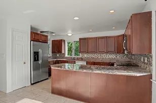 197 Sheep Hill Rd, Greenwich, CT 06878 - Photo 9
