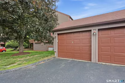 1 Wickhams Fancy #1, Canton, CT 06019 - Photo 5