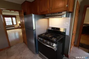235 Summit St, Manchester, CT 06042 - Photo 9