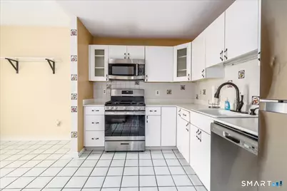 124-130 Deer Hill Avenue #A20, Danbury, CT 06810 - Photo 11