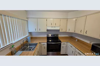 333 Vincellette Street #59, Bridgeport, CT 06606 - Photo 5