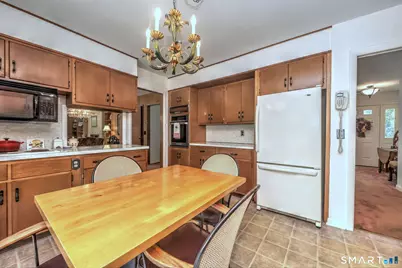 8 Mayflower Road, Norwalk, CT 06851 - Photo 3